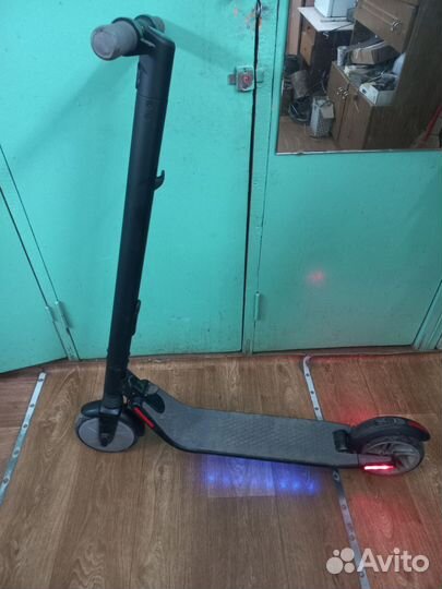 Электросамокат ninebot es2