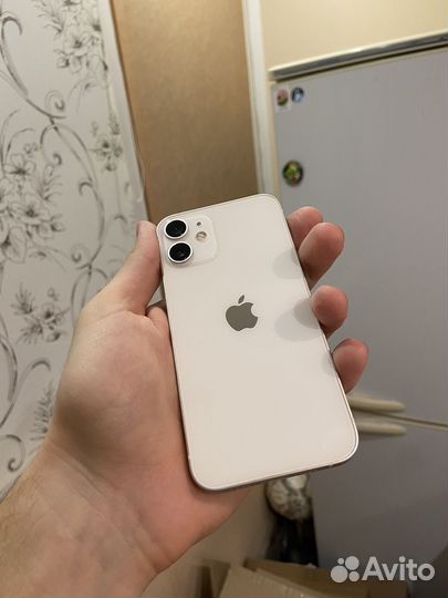 Телефон iPhone 12 mini 64gb
