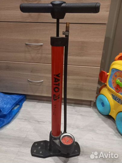 Ручной насос.Польша