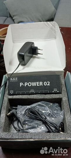 Блок питания для гитарных педалей