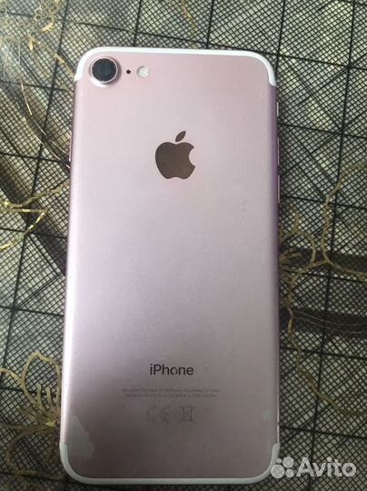 iPhone 7, 32 ГБ