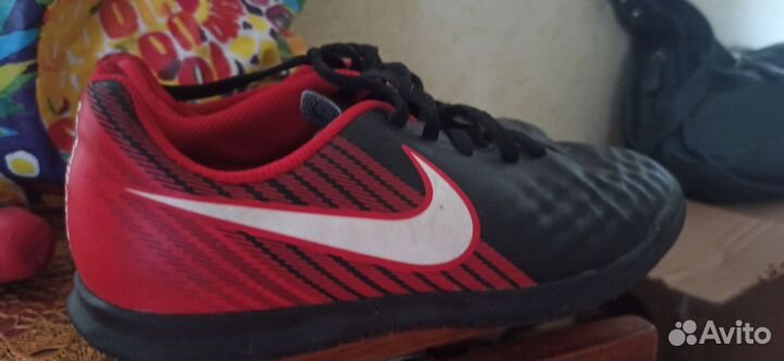 Футзалки nike