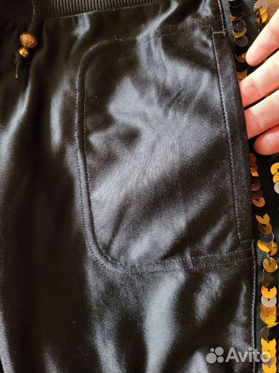 Спортивный костюм adidas в школу