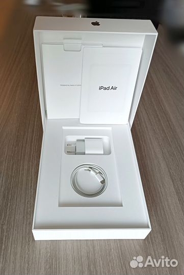 iPad air 4 64gb wifi