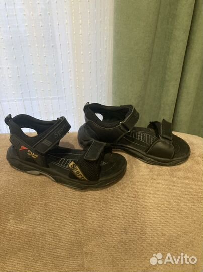 Сандали 33