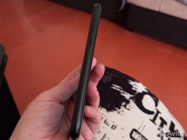Телефон honor 7а