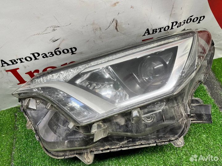 Фара левая Toyota Rav4 xa40 xa45 рестайлинг