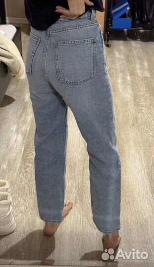 Джинсы