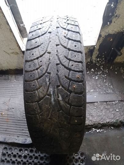 Hankook Nordik IS RW08 215/70 R16