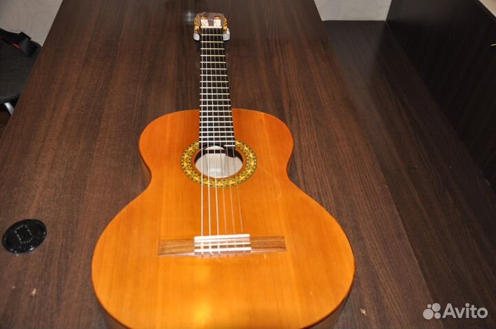 Мастеровая классическая гитара