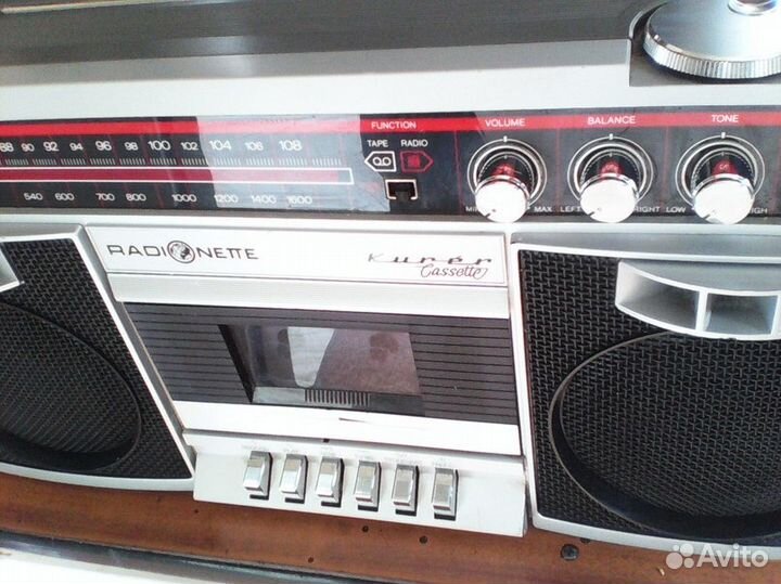 Магнитола Radionette Kurer Япония и Thomson tm7670