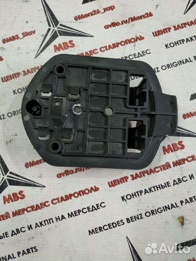 Крепление аварийки w211 Mercedes