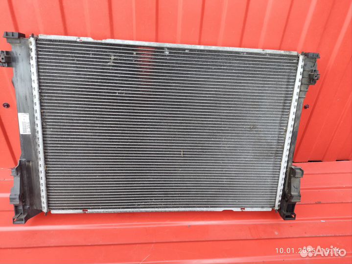 Радиатор основной mercedes w212