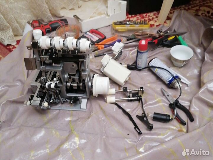 Коверлок juki735