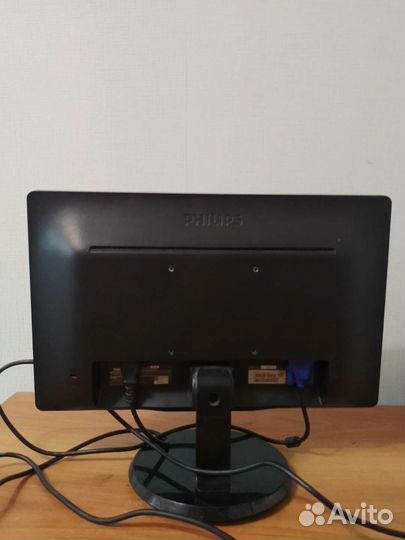 Монитор Philips