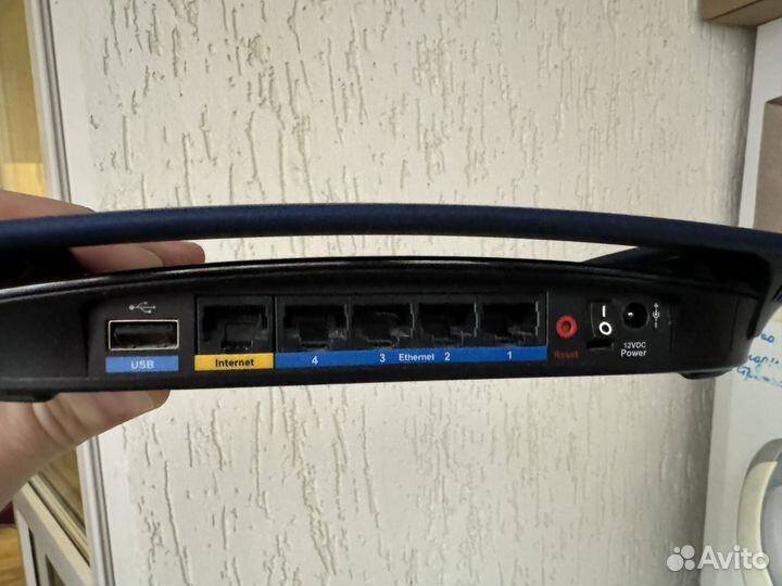 Wifi роутер Cisco Linksys E3000