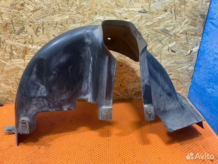 Подкрылок задний правый Volkswagen Polo V 1.6 cfna