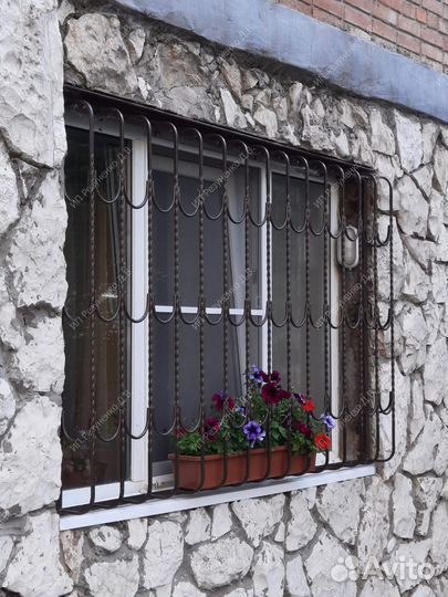 Кованые решетки на окна