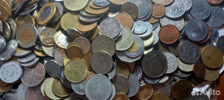 Иностранные монеты оптом.весь мир + 137 штук