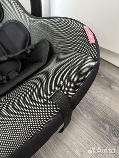 Автокресло люлька-переноска 0+