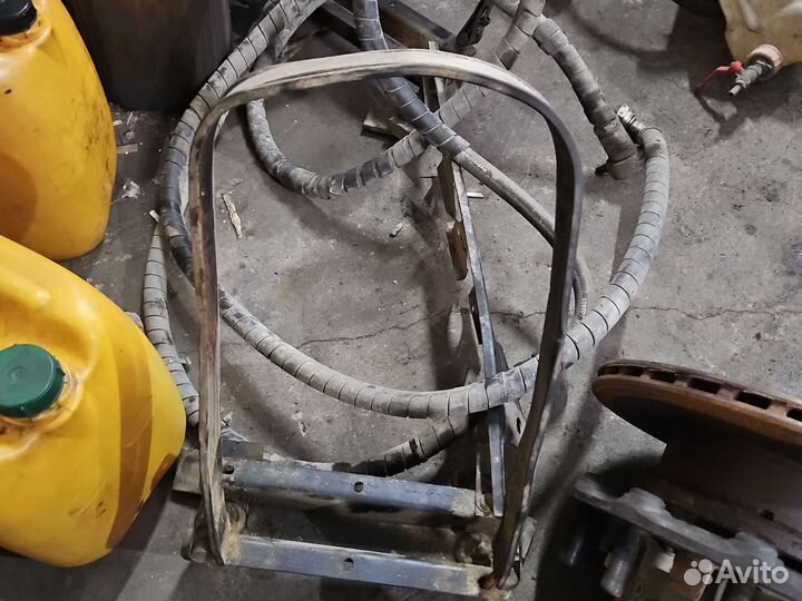 Гидравлическое оборудование для грузового тягача