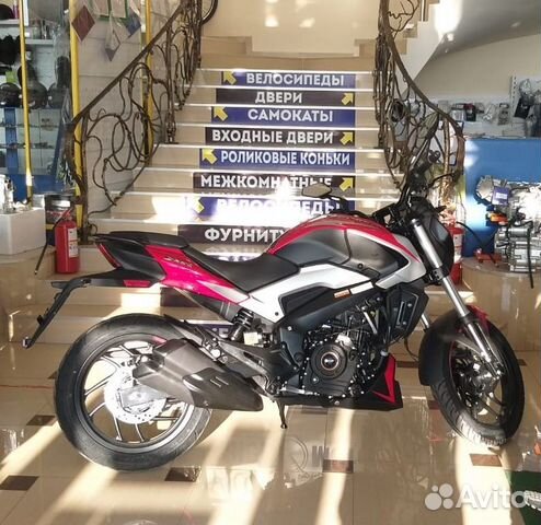 Мотоцикл Bajaj Dominar 250