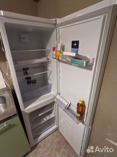 Холодильник beko rcnk270K20W