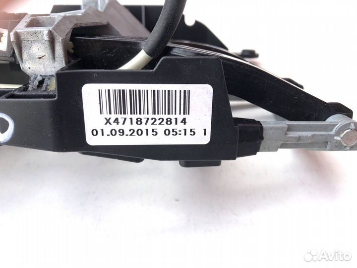 Опора ручки правая бмв ф01 ф10 ф06 ф13