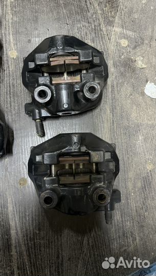 Комплект суппортов Toyota Celsior UCF30