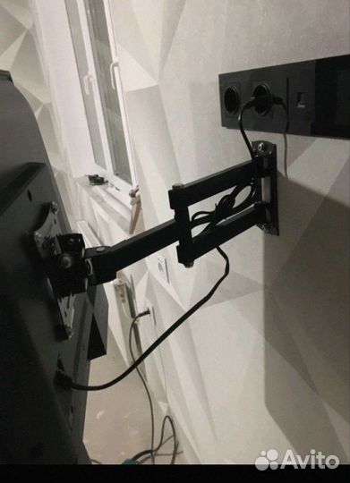 Профессиональная установка тв на стену, настройка