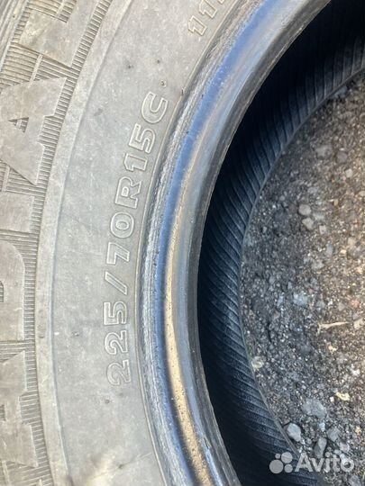 225 70 r15c