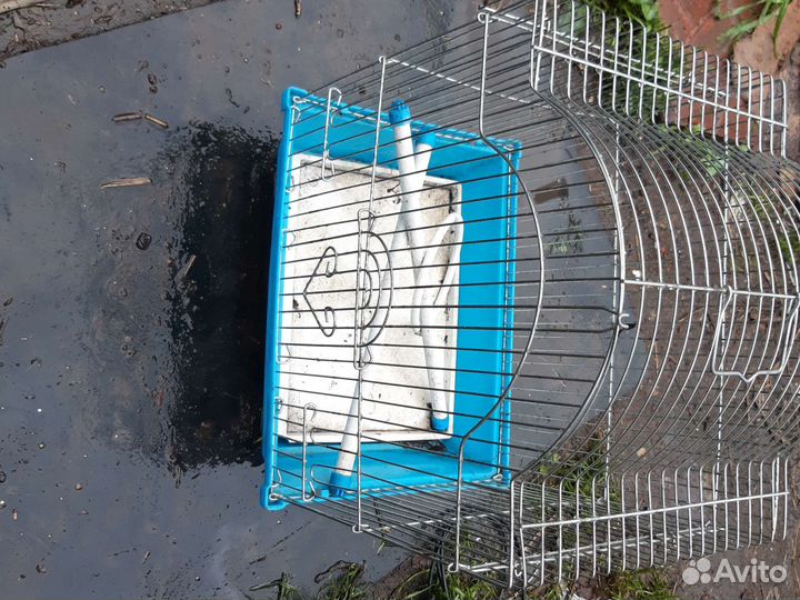 Клетка для попугая или грызуна