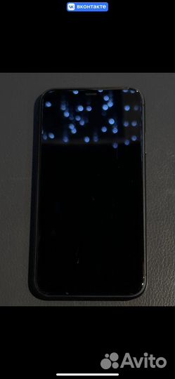 Телефон iPhone 11