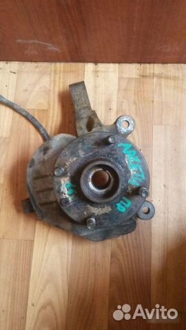 Кулак поворотный передний правый Chevrolet Lacetti