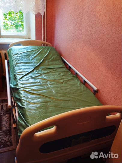 Кровать для лежачих больных