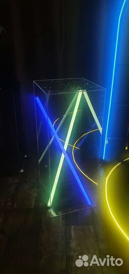 Тумбы прозрачные