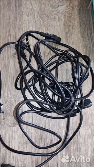 Шнур питания для компьютера