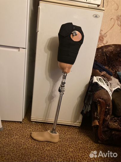 Новый протез,левой ноги