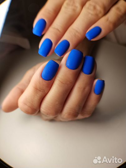 Маникюр и педикюр в мк. Покровском