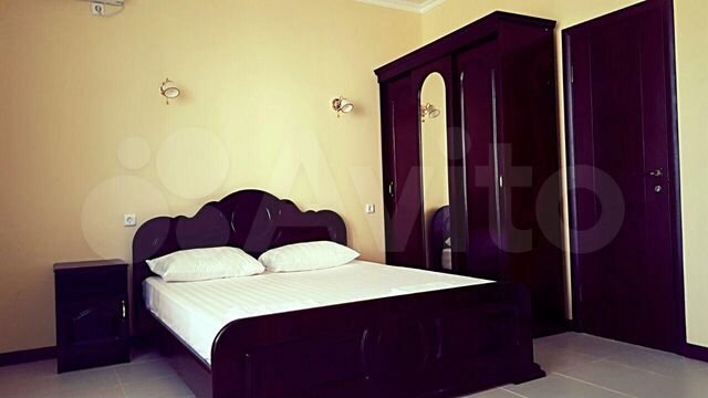 Комната 35 м², 1/4 эт.