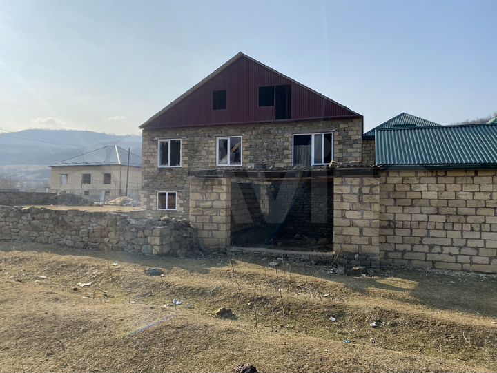 Дом 290 м² на участке 9 сот.