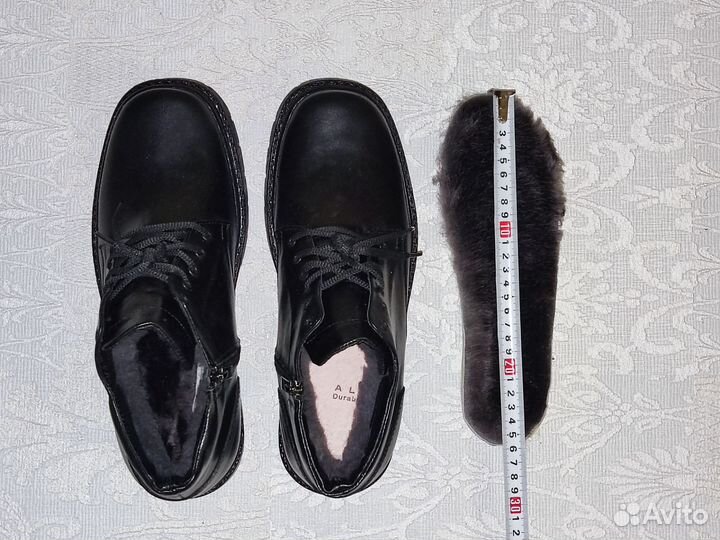 Ботинки мужские 40 размер новые