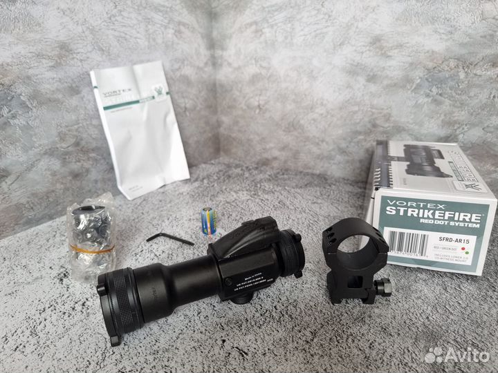 Коллиматор Vortex StrikeFire с 2 кратным увеличени