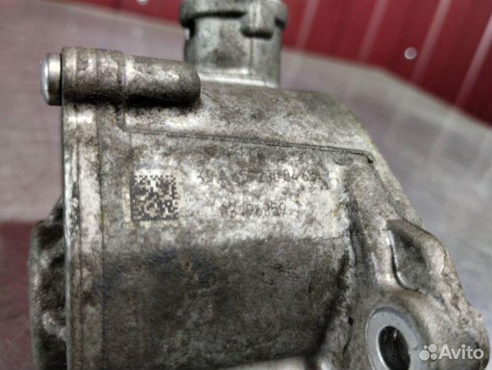 Насос вакуумный Mercedes C-Class W205 OM651 2.2