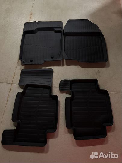 Ковры на Toyota Rav4