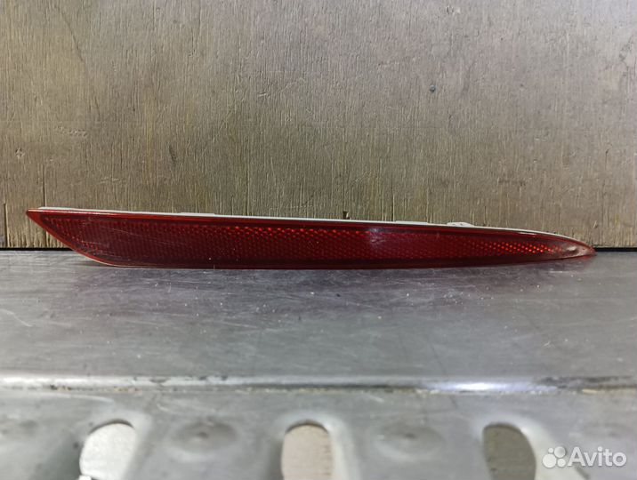 Отражатель правый Ford Mondeo 5 2014