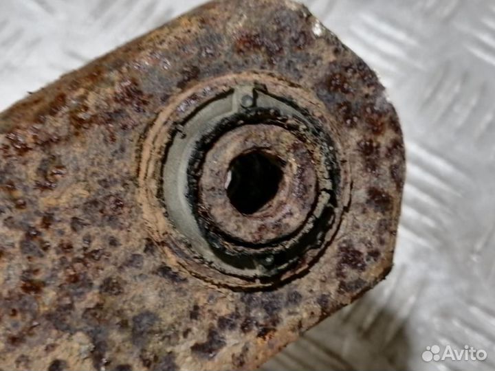 Рычаг задний поперечный левый Mazda Cx7 2007-2012