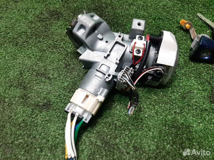 Замок зажигания Subaru Legacy/ Outback BM/B14 2010