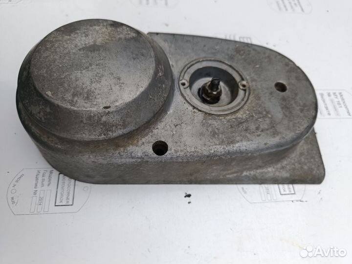Правая крышка двигателя Минск 3.111
