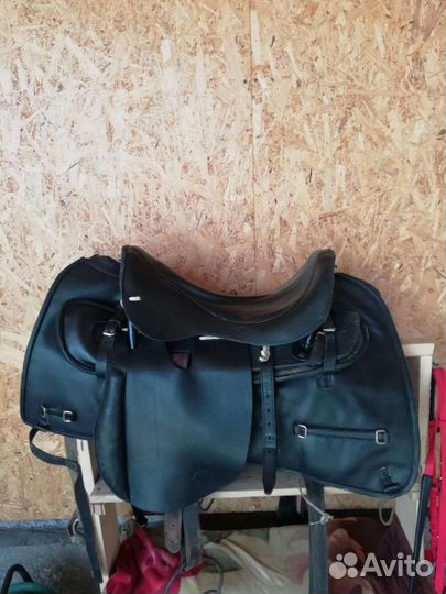 Седло для лошади
